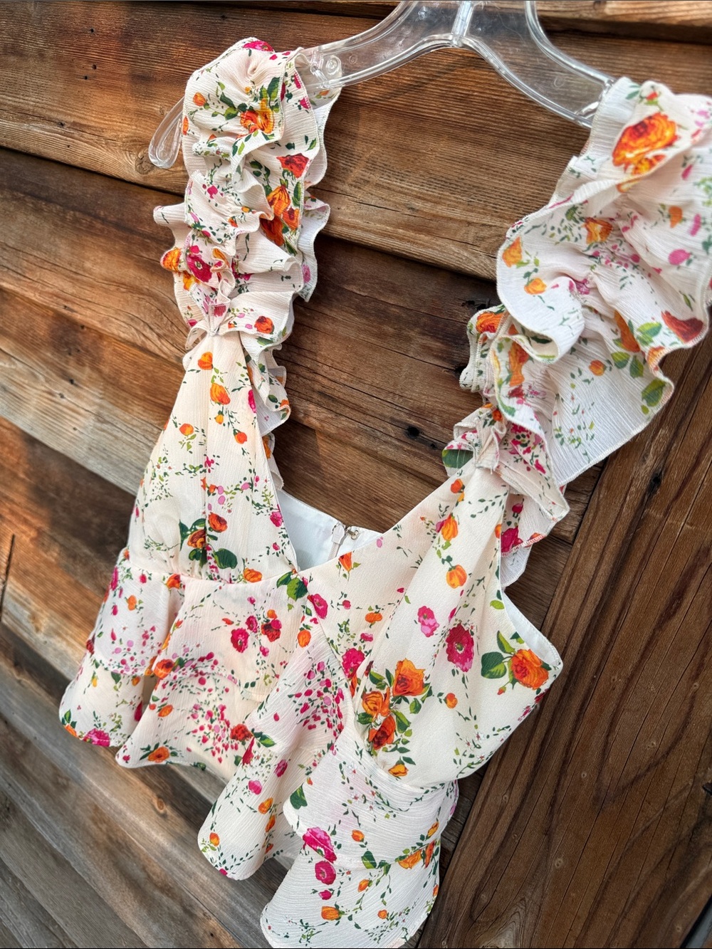 House of Harlow 1960 floral crop top fully lined